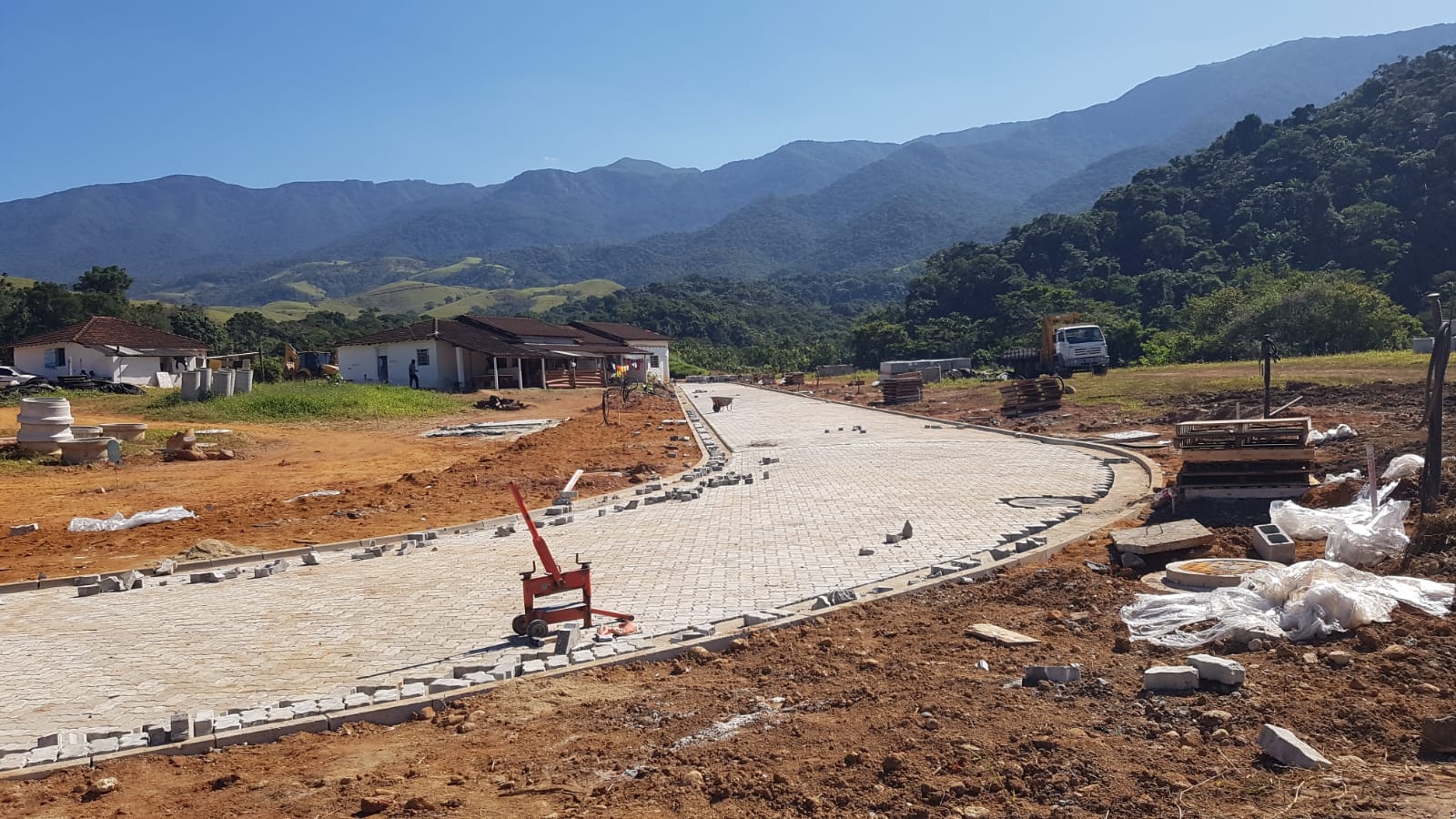 Imagem Terreno à Venda ou Temporada, 450 m²em São Francisco Xavier - São José dos Campos Imagem Terreno à Venda ou Temporada, 450 m²em São Francisco Xavier - São José dos Campos