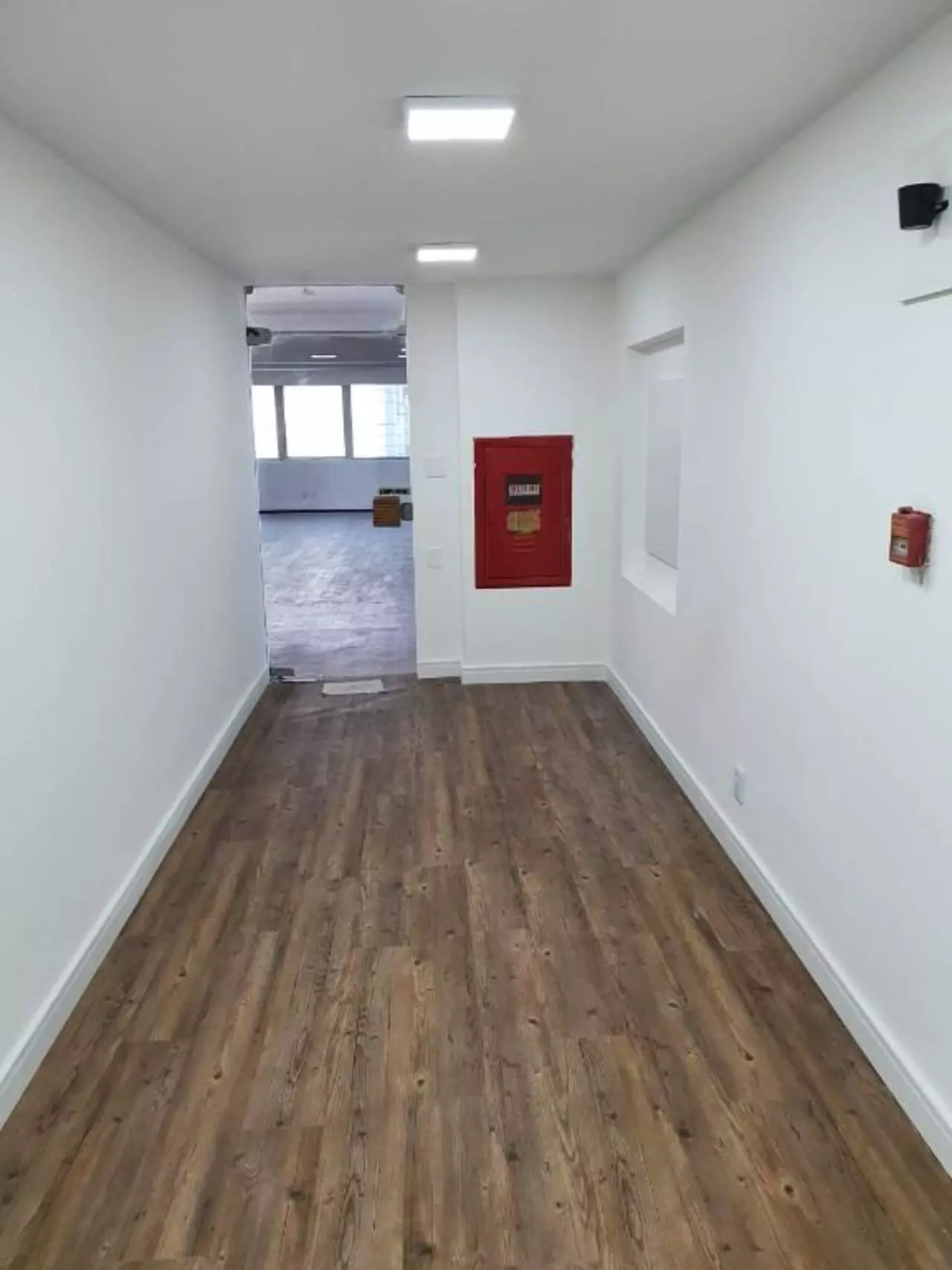 Imagem Sala Comercial à Venda ou Locação, 204 m² em Cidade Monções - São Paulo Imagem Sala Comercial à Venda ou Locação, 204 m² em Cidade Monções - São Paulo