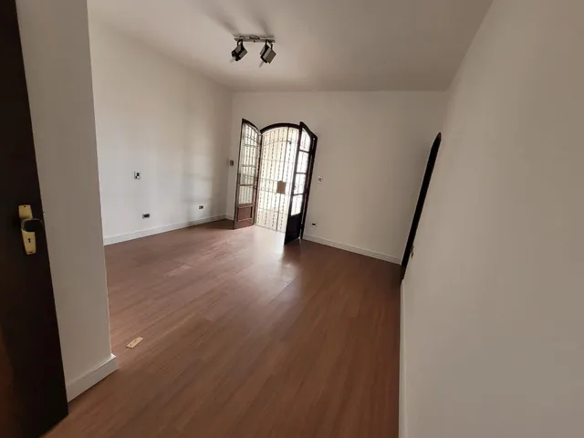 Imagem Sobrado com 3 Quartos à Venda, 229 m²em Campestre - Santo André