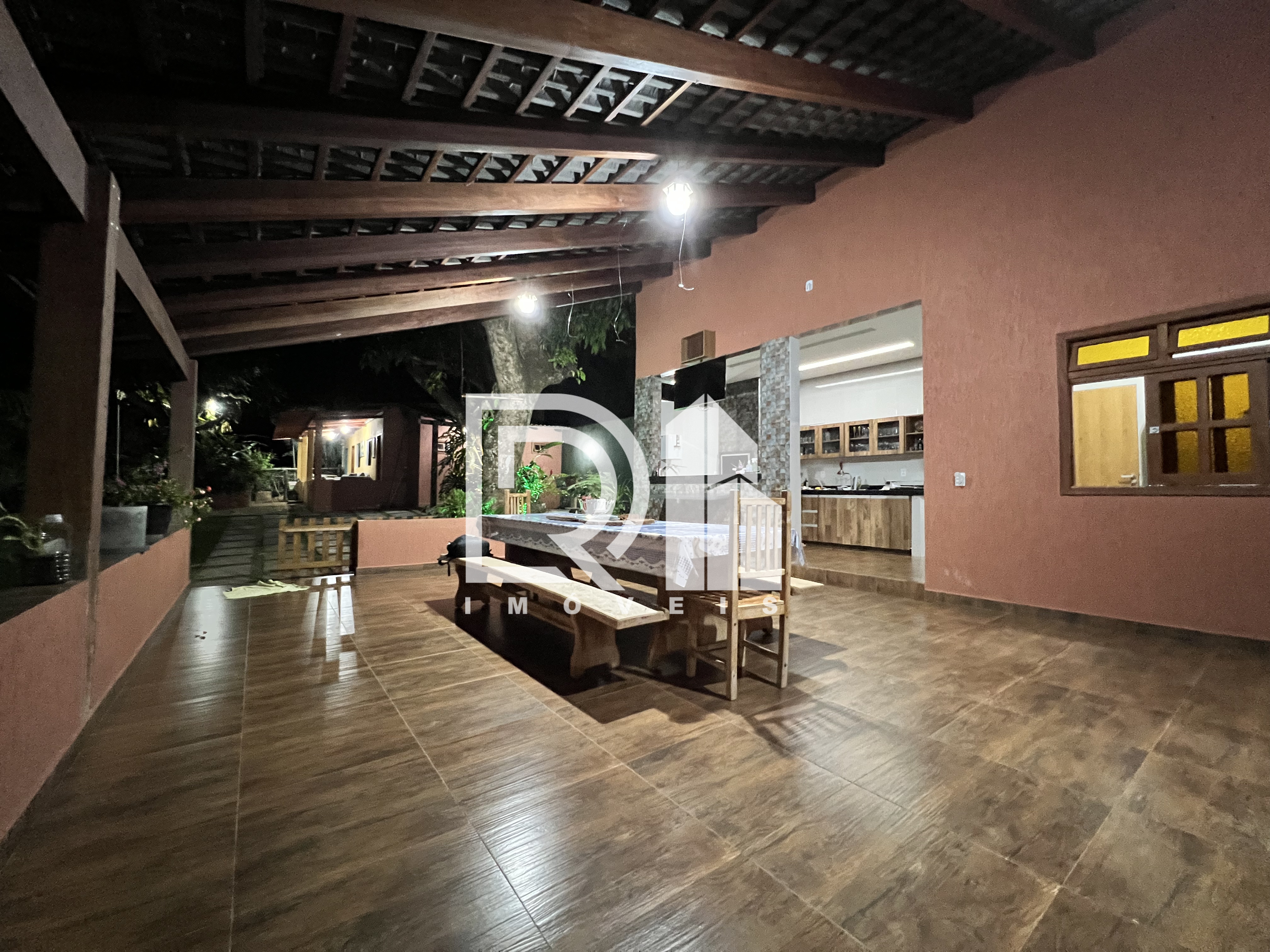 Imagem Casa com 3 Quartos à Venda, 400 m² em OLHOS D'ÁGUA - Alexânia Imagem Casa com 3 Quartos à Venda, 400 m² em OLHOS D'ÁGUA - Alexânia