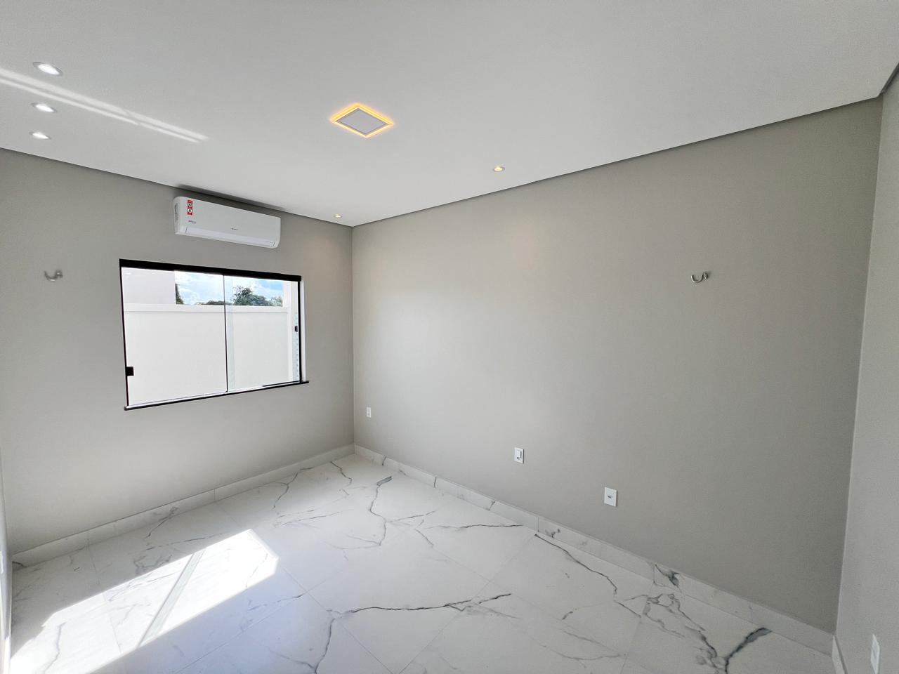Imagem Casa de Condomínio com 3 Quartos à Venda, 170 m²em Ponta Negra - Manaus