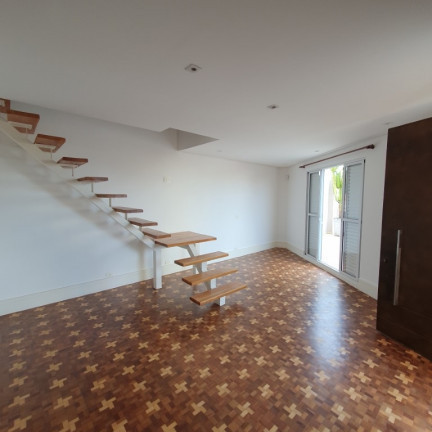 Imagem Sobrado com 3 Quartos à Venda, 191 m² em Freguesia do Ó - São Paulo