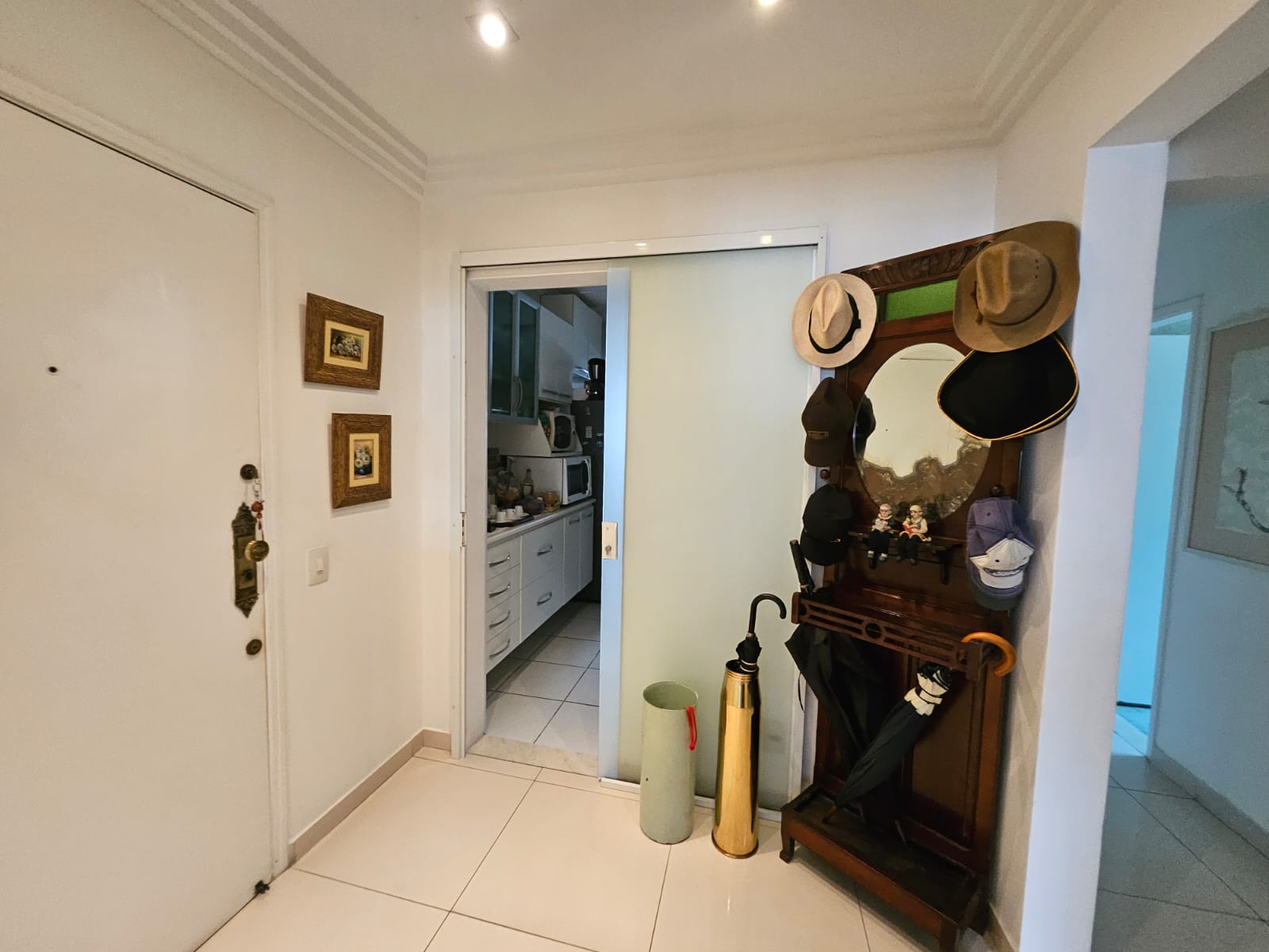 Imagem Cobertura com 3 Quartos à Venda, 200 m² em Embaré - Santos