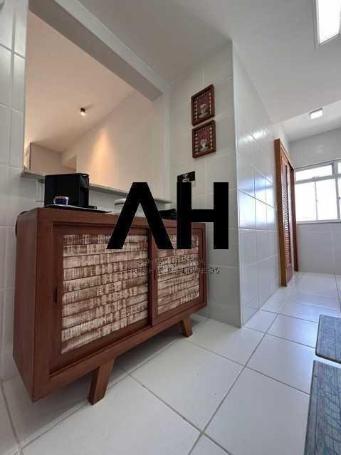Imagem Apartamento com 2 Quartos à Venda, 80 m²em Camboinhas - Niterói Imagem Apartamento com 2 Quartos à Venda, 80 m²em Camboinhas - Niterói