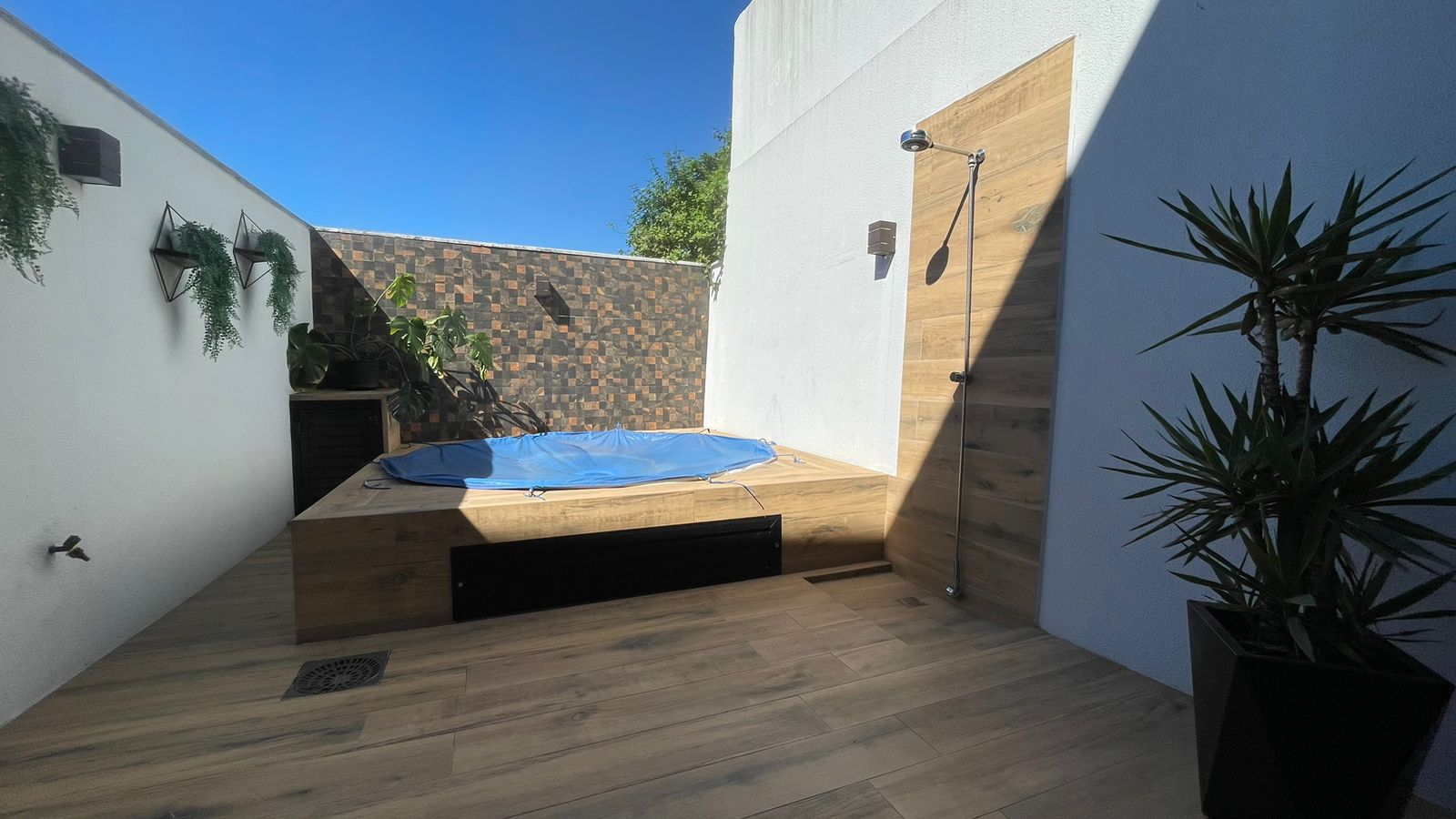 Imagem Sobrado com 2 Quartos à Venda, 84 m²em Guanabara - Joinville