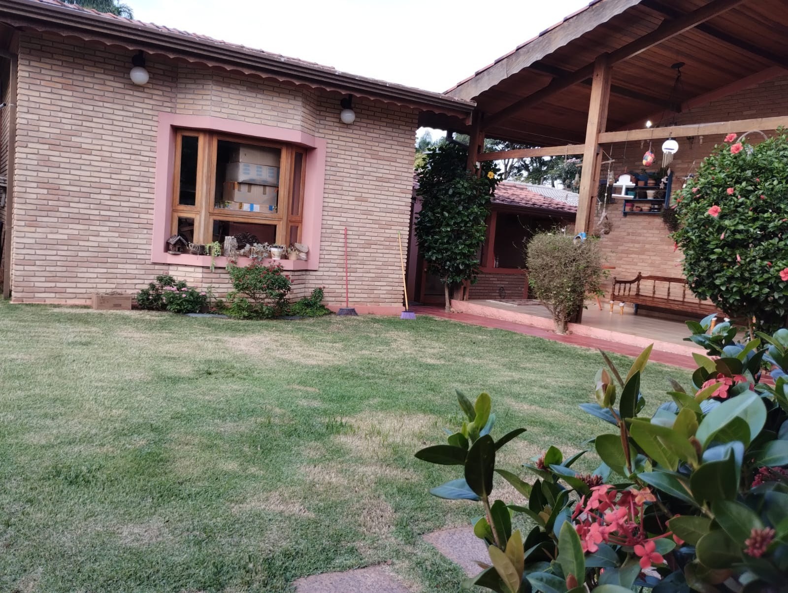 Imagem Casa com 3 Quartos à Venda, 294 m² em Vila Esperia ou Giglio - Atibaia