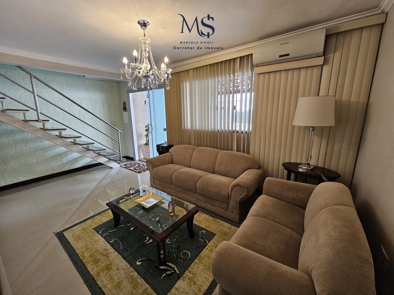 Imagem Casa com 2 Quartos à Venda, 180 m² em Guará II - Brasília