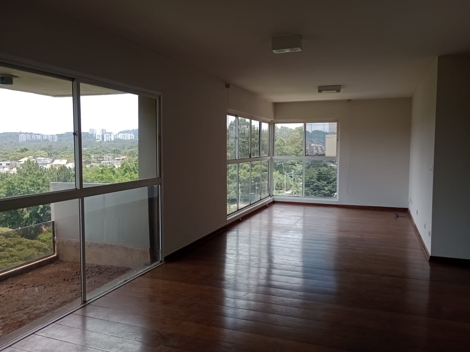 Imagem Apartamento com 2 Quartos à Venda, 167 m²em Alphaville Centro Industrial e Empresarial/Alphaville. - Barueri Imagem Apartamento com 2 Quartos à Venda, 167 m²em Alphaville Centro Industrial e Empresarial/Alphaville. - Barueri