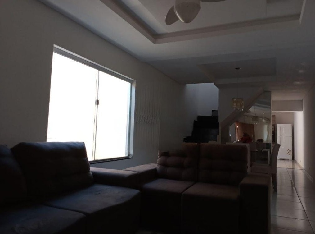 Imagem Sobrado com 3 Quartos à Venda, 120 m²em Jardim Ana Rosa - Taubaté