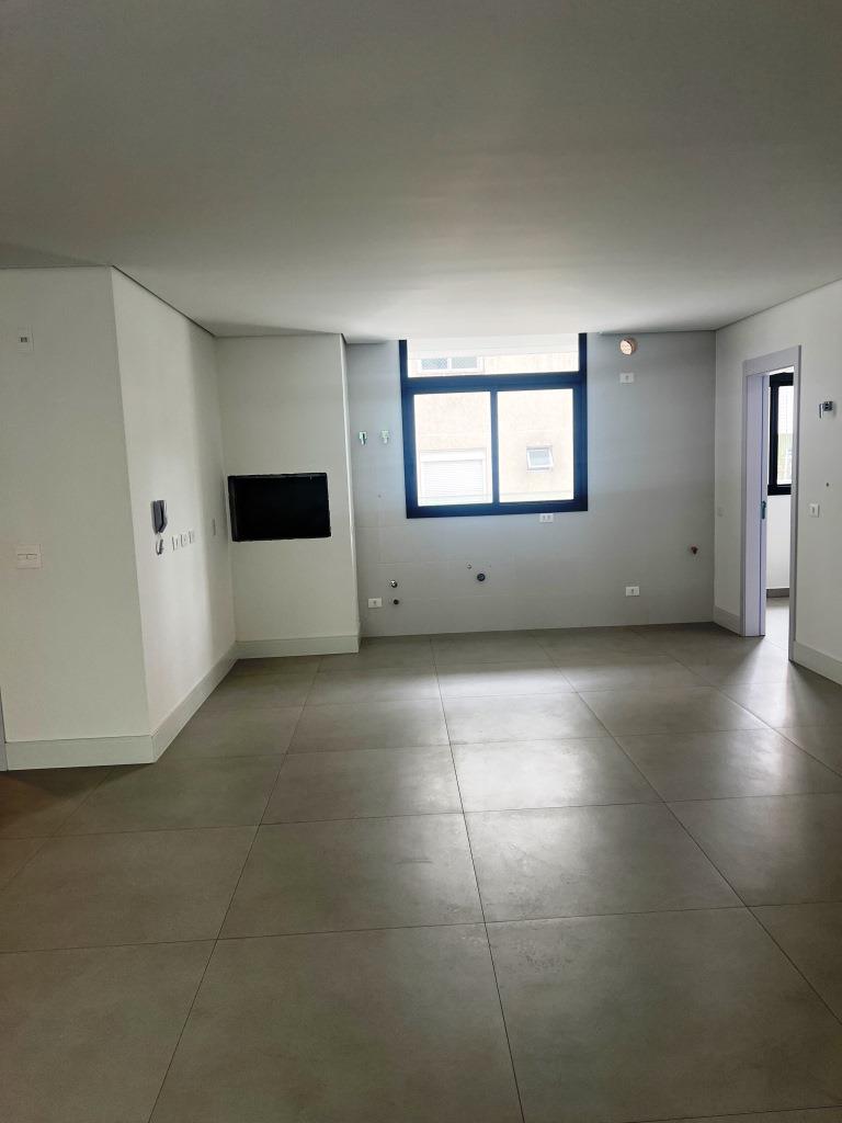 Imagem Apartamento com 3 Quartos à Venda, 183 m² em Hugo Lange - Curitiba