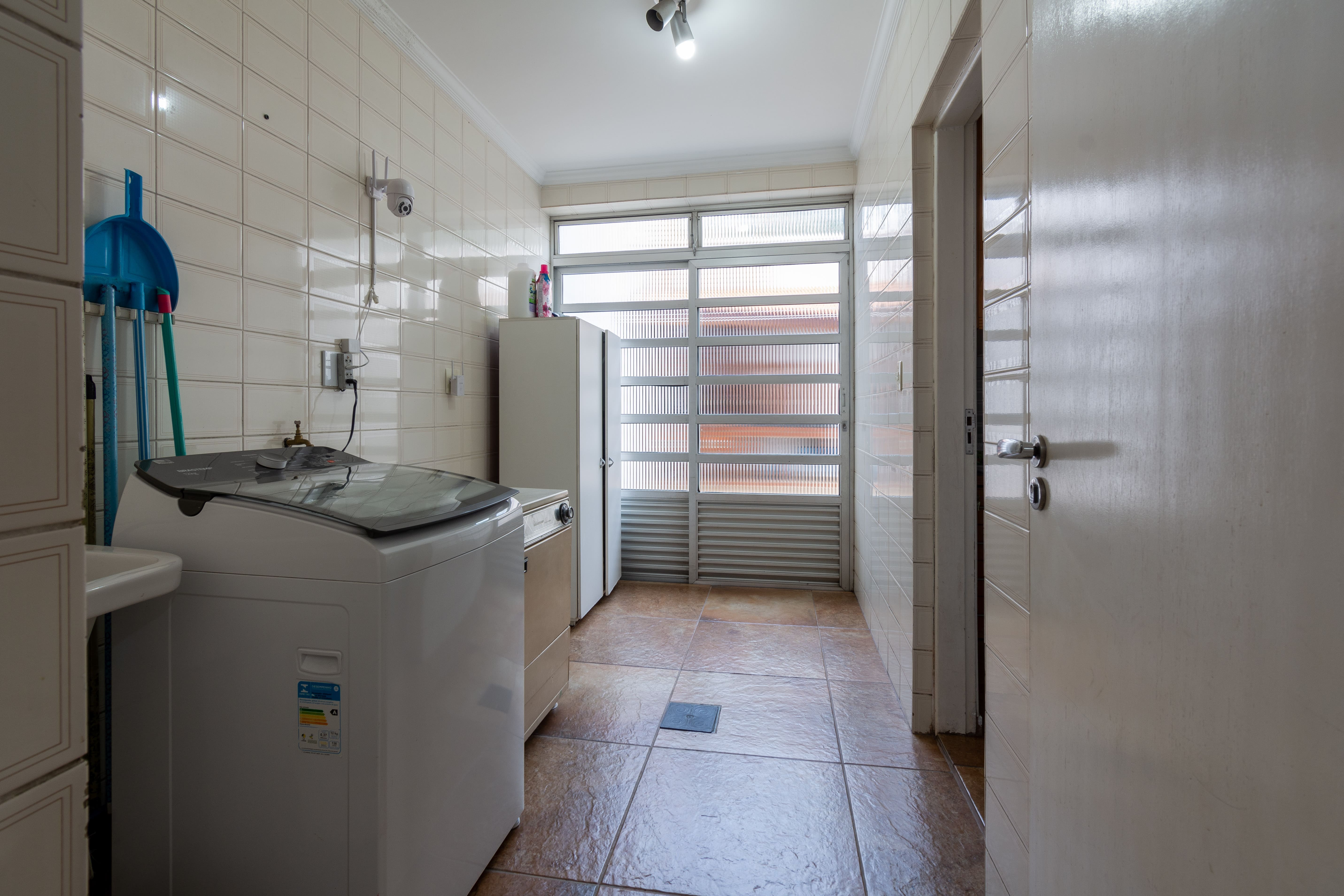 Imagem Sobrado com 3 Quartos à Venda, 171 m²em Jardim Piqueroby - São Paulo