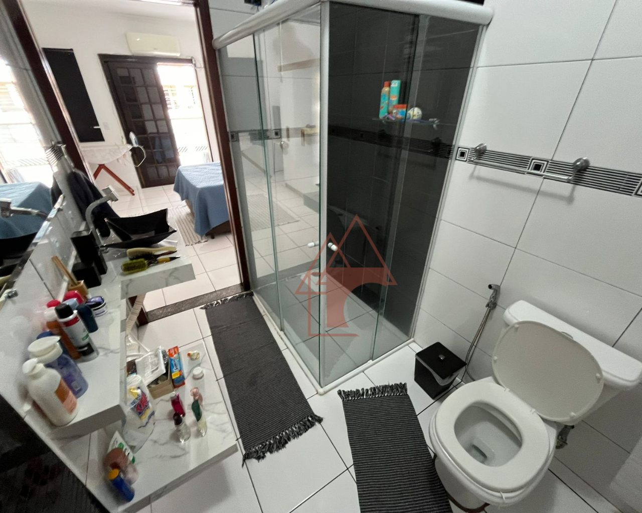 Imagem Sobrado com 2 Quartos à Venda, 256 m² em Vila São Benedito - Cubatão