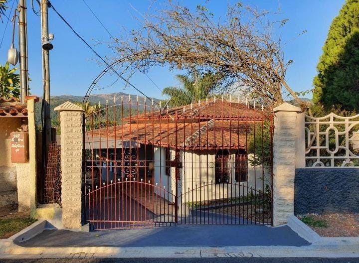 Imagem Chácara com 3 Quartos à Venda, 162 m² em Jardim Centenário - Atibaia