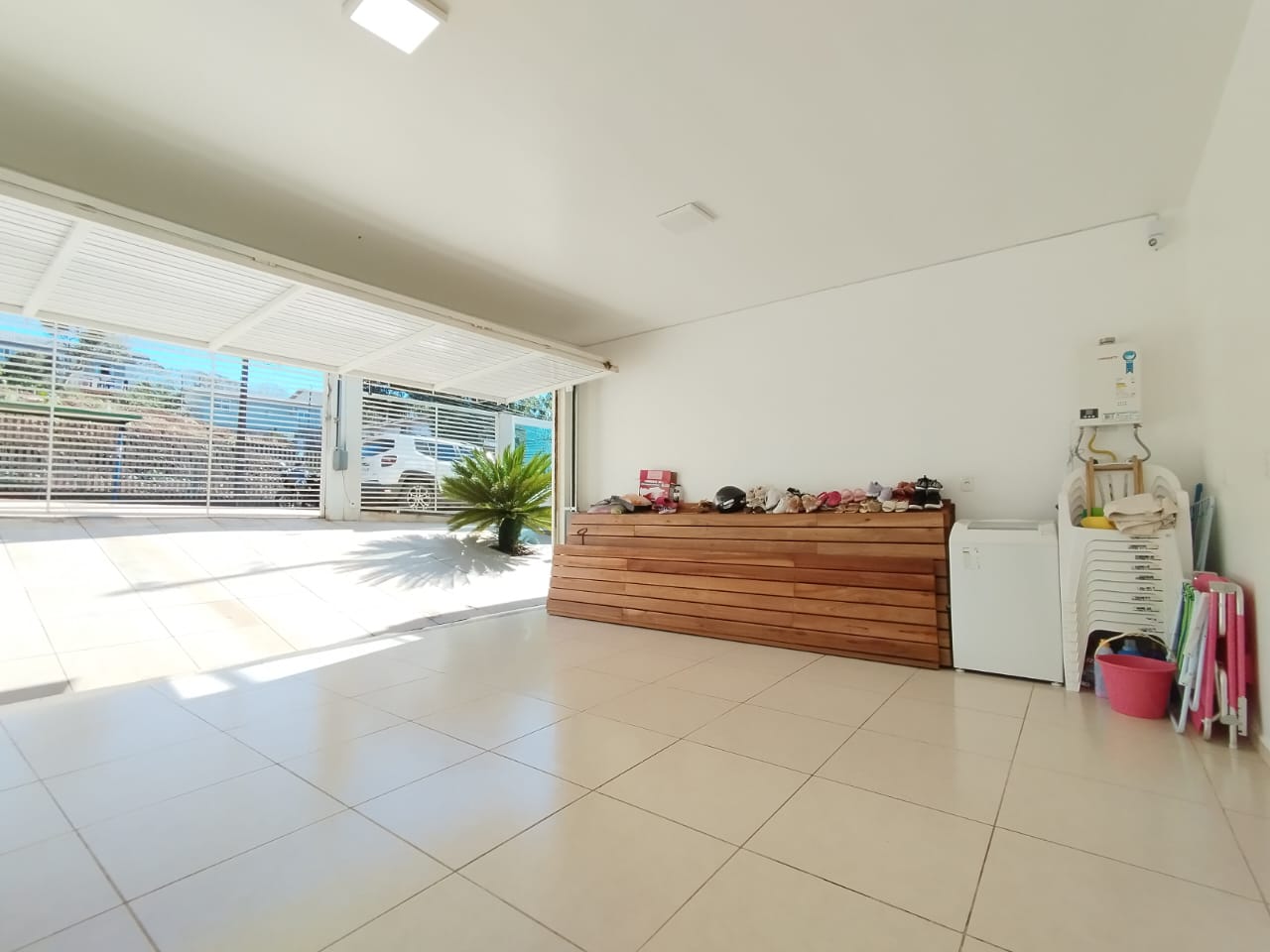 Imagem Sobrado com 3 Quartos à Venda ou Temporada, 360 m²em São José - Passo Fundo