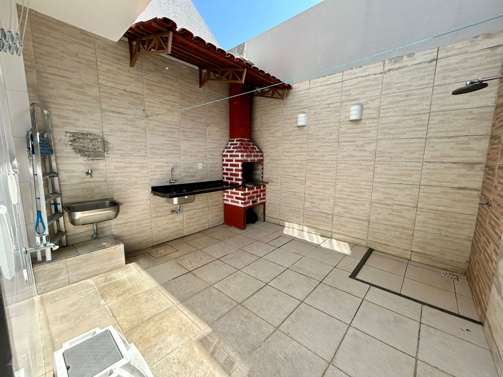 Imagem Casa com 3 Quartos para Alugar, 100 m²em Souza - Belém