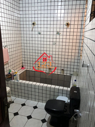 Imagem Casa com 3 Quartos à Venda, 215 m²em Marambaia - Belém