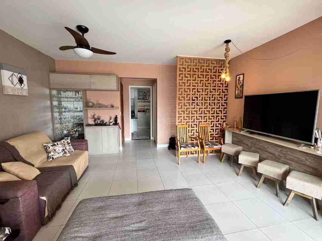 Imagem Apartamento com 3 Quartos à Venda, 110 m² em  - 