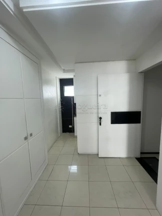 Imagem Apartamento com 2 Quartos à Venda, 42 m² em Boa Viagem - Recife
