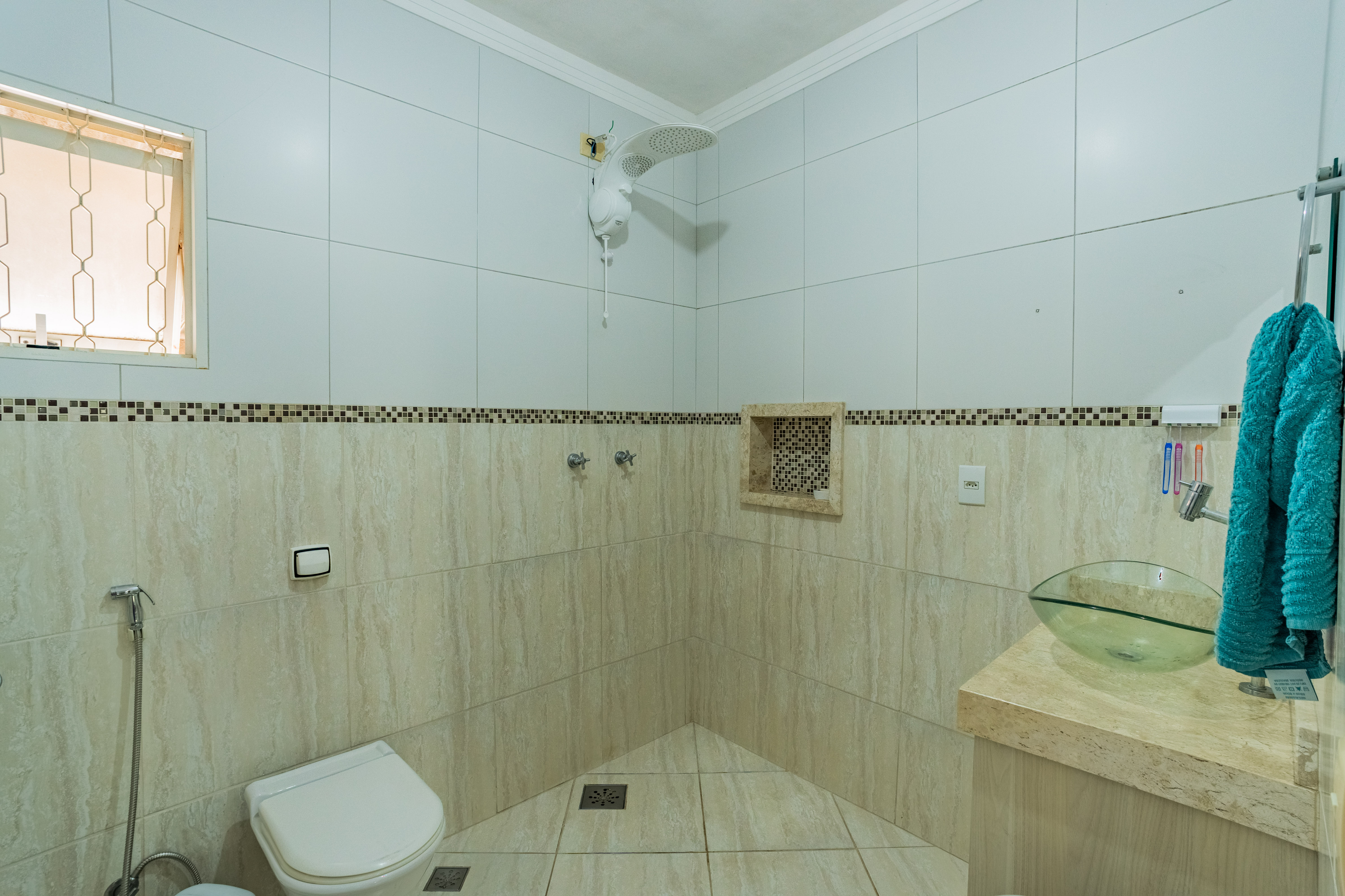 Imagem Sobrado com 3 Quartos à Venda, 398 m² em Jardim Aeronave de Viracopos - Campinas Imagem Sobrado com 3 Quartos à Venda, 398 m² em Jardim Aeronave de Viracopos - Campinas