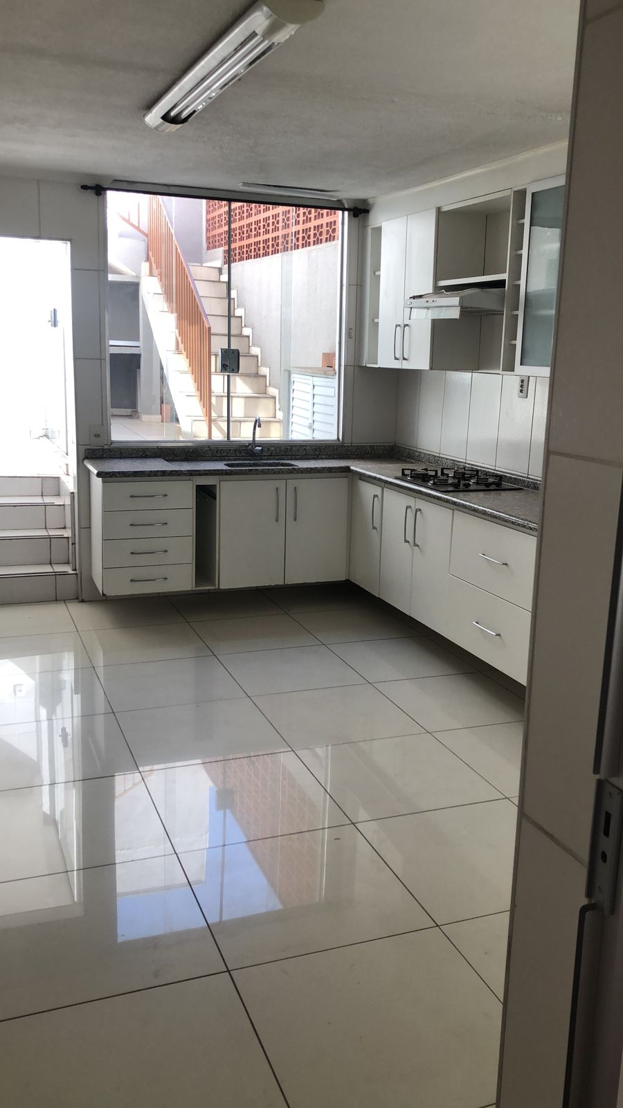 Casa com 3 Quartos à Venda ou Locação, 135 m²em Vila Rami - Jundiaí