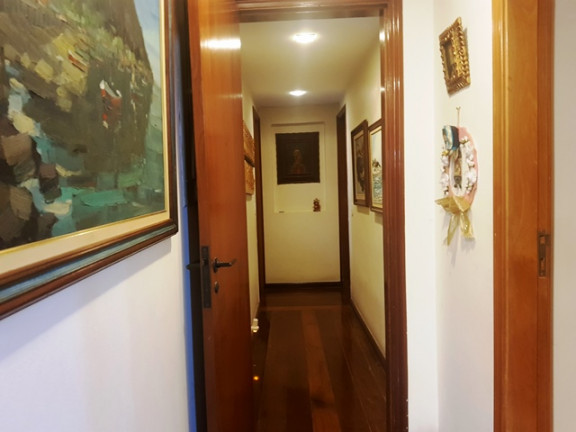 Imagem Cobertura com 4 Quartos à Venda, 600 m² em Icaraí - Niterói