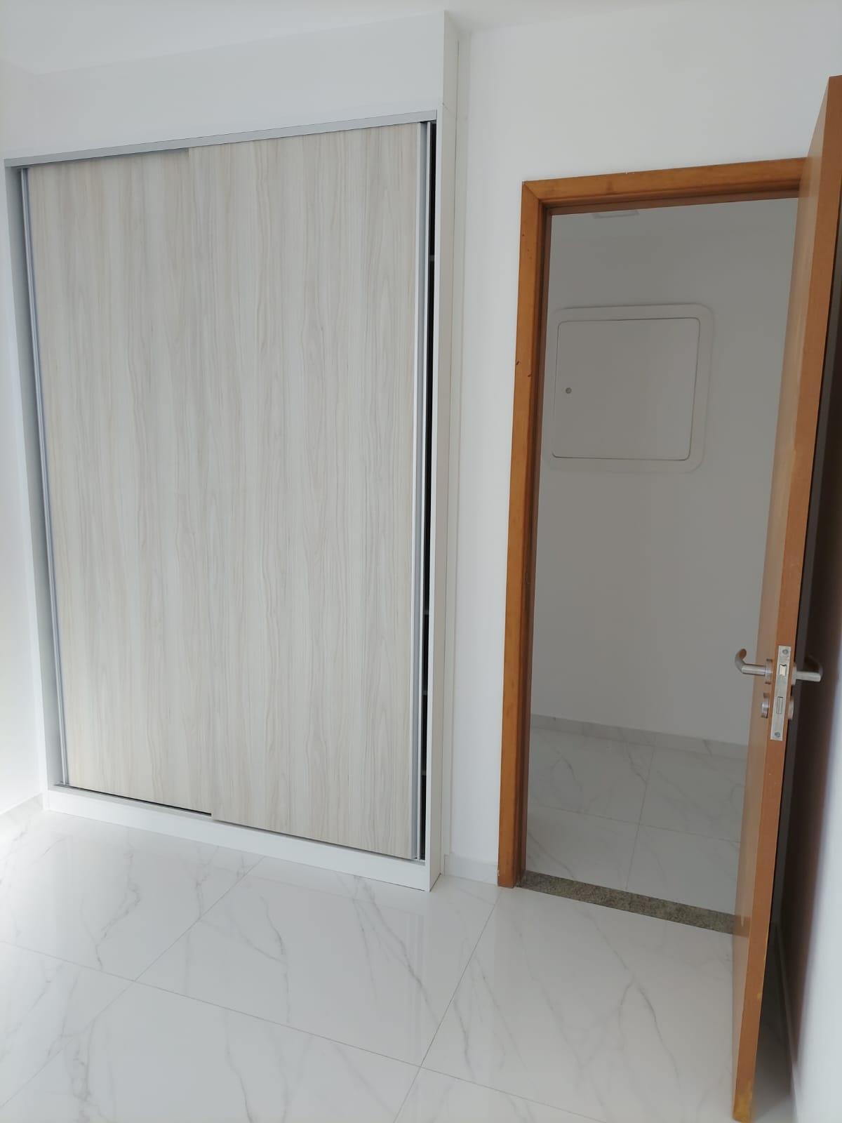 Imagem Apartamento com 4 Quartos à Venda, 126 m² em Pina - Recife