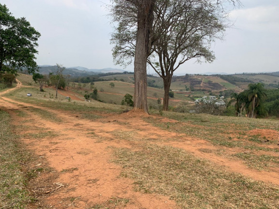 Terreno à Venda, 600 m² em Centro - Atibaia