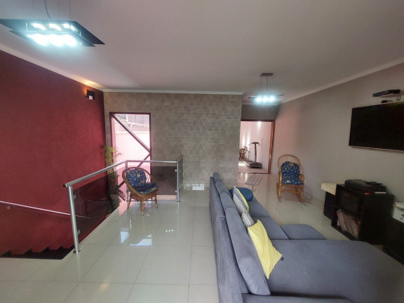 Imagem Sobrado com 4 Quartos à Venda, 215 m² em Vila Augusta - Guarulhos Imagem Sobrado com 4 Quartos à Venda, 215 m² em Vila Augusta - Guarulhos
