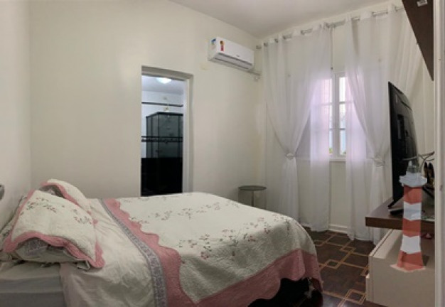 Imagem Casa com 3 Quartos à Venda, 198 m² em Parque Bitaru - São Vicente