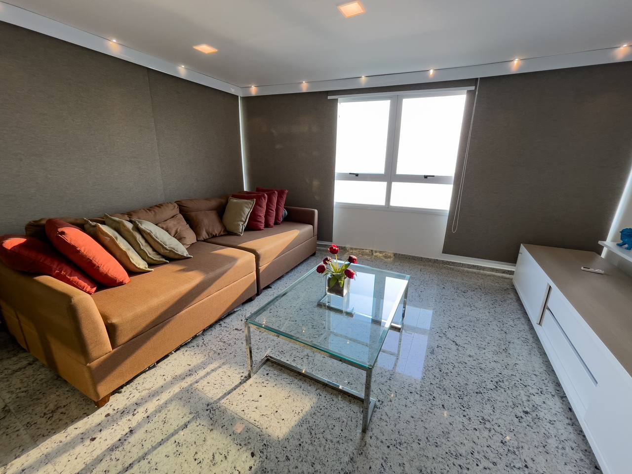 Imagem Apartamento com 4 Quartos para Alugar, 520 m²em Ponta Negra - Manaus Imagem Apartamento com 4 Quartos para Alugar, 520 m²em Ponta Negra - Manaus
