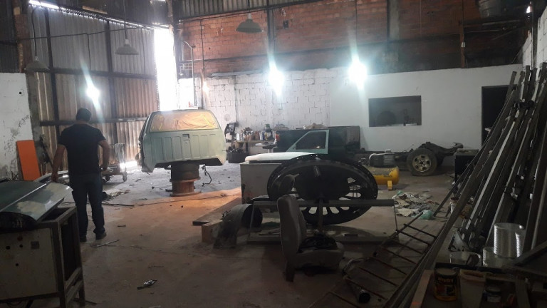 Imagem Galpão para Alugar, 200 m² em Jardim Guarará - Santo André