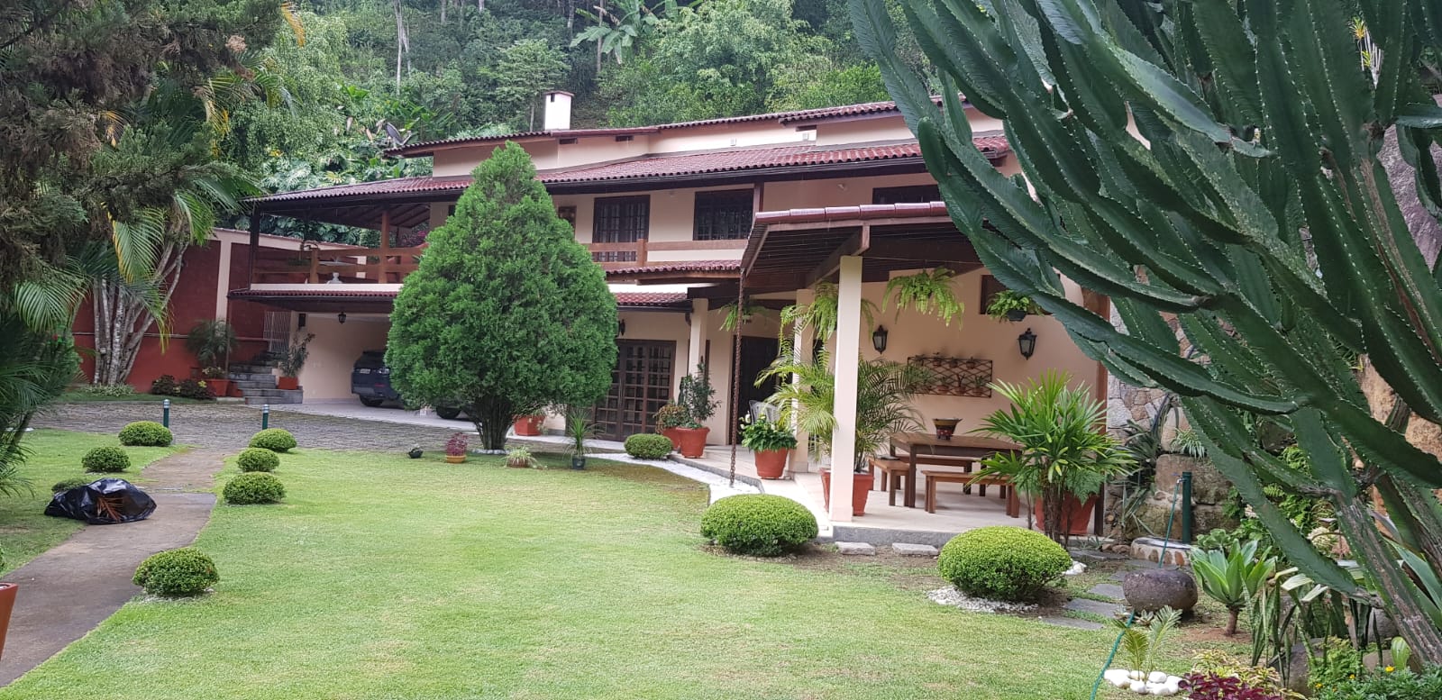 Imagem Casa de Condomínio com 9 Quartos à Venda, 520 m² em Itaipava - Petrópolis