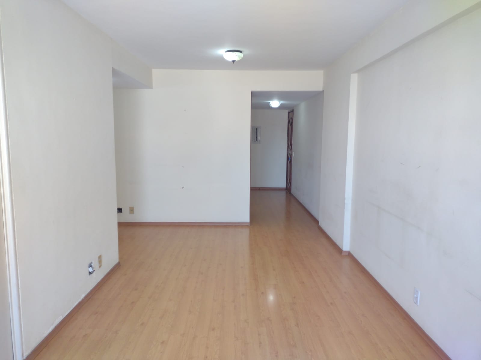 Imagem Apartamento com 2 Quartos à Venda, 90 m²em Copacabana - Rio de Janeiro