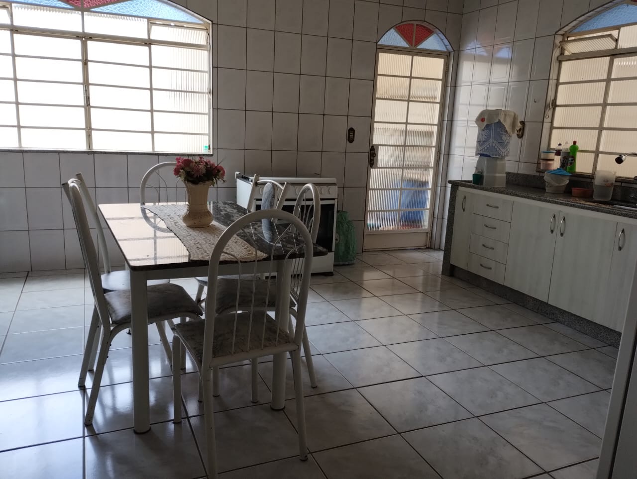 Imagem Casa com 3 Quartos à Venda, 486 m²em Sevilha (2ª Seção) - Ribeirão das Neves Imagem Casa com 3 Quartos à Venda, 486 m²em Sevilha (2ª Seção) - Ribeirão das Neves