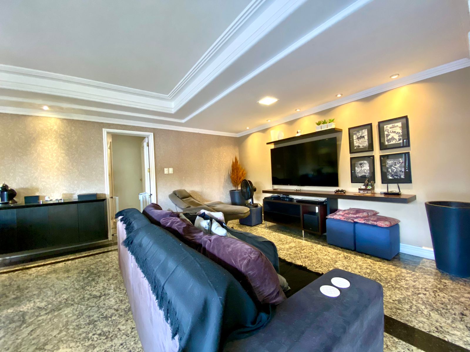 Imagem Apartamento com 3 Quartos à Venda, 270 m²em Nazaré - Belém Imagem Apartamento com 3 Quartos à Venda, 270 m²em Nazaré - Belém