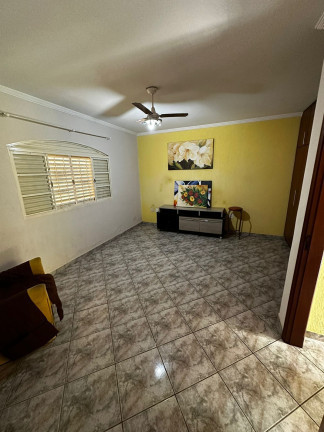 Imagem Casa com 3 Quartos à Venda, 189 m² em Planalto - Araçatuba Imagem Casa com 3 Quartos à Venda, 189 m² em Planalto - Araçatuba