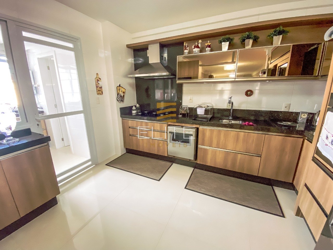 Imagem Apartamento com 4 Quartos à Venda, 153 m²em Campinas - São José