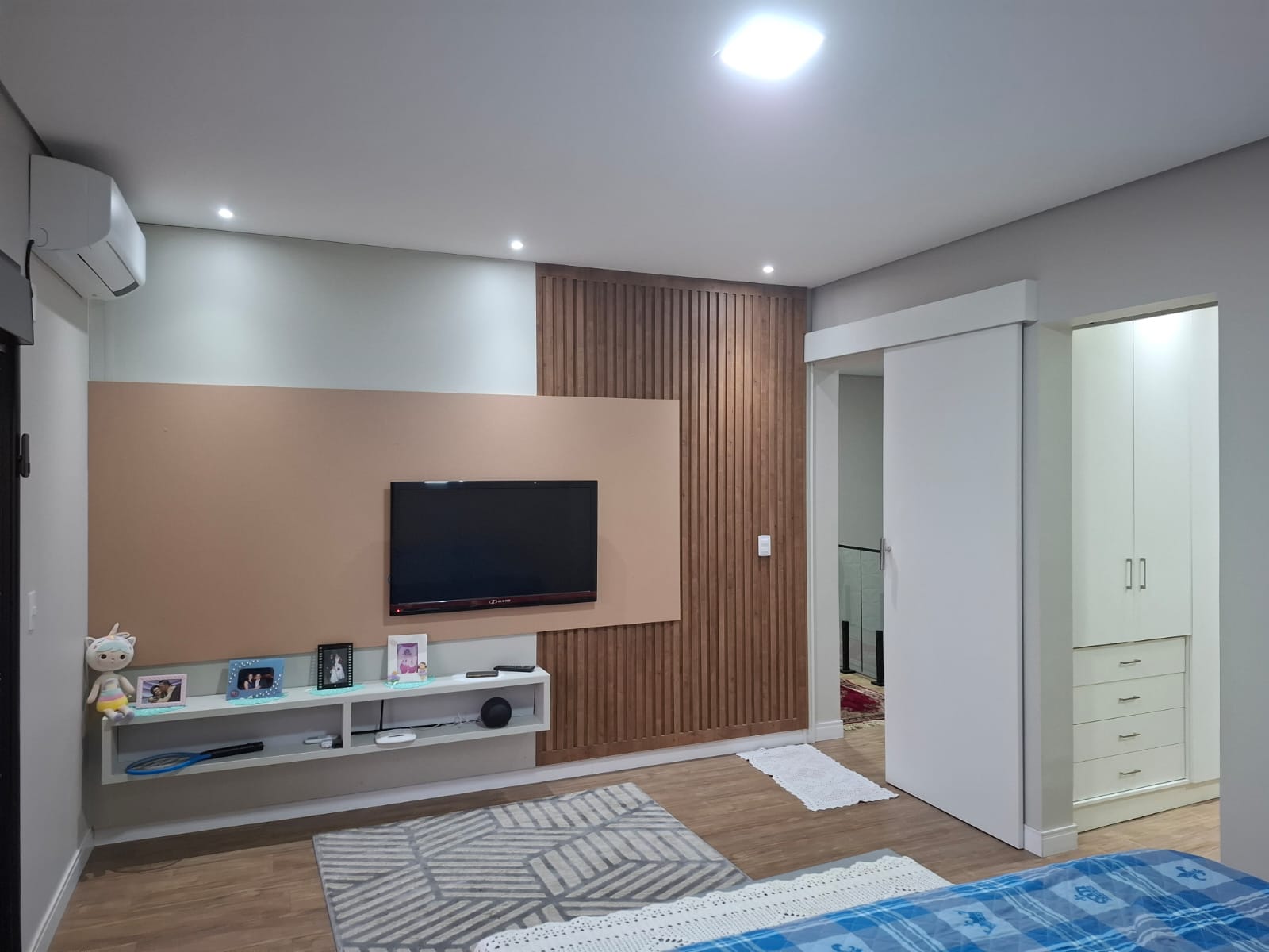 Imagem Sobrado com 3 Quartos à Venda, 250 m²em Residencial Cittá di Firenze - Campinas