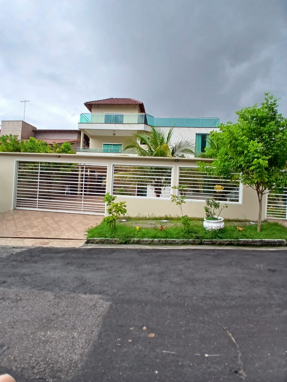 Casa de Condomínio com 5 Quartos à Venda, 600 m² em Ponta Negra - Manaus