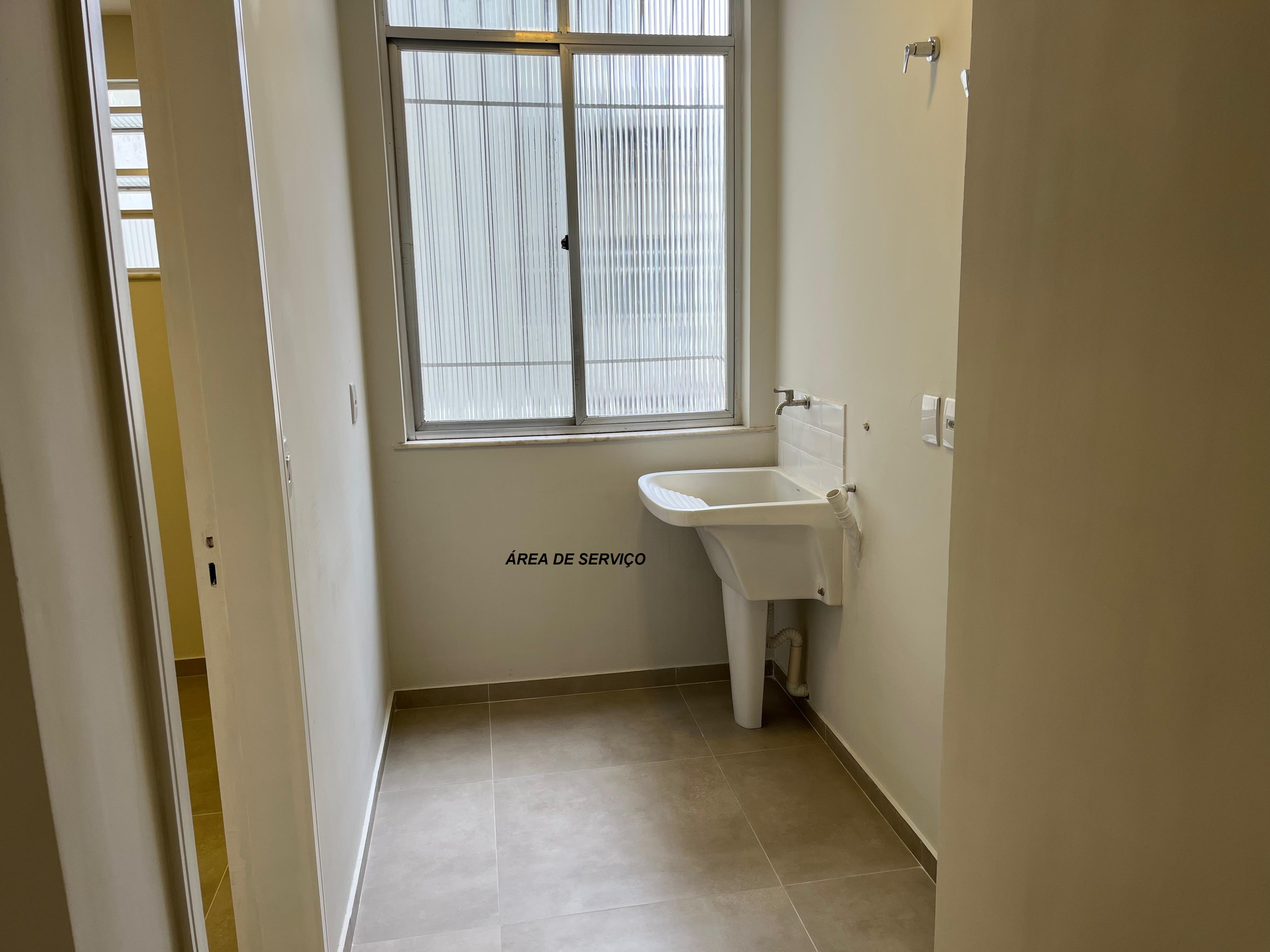 Imagem Apartamento com 2 Quartos à Venda, 80 m² em Ingá - Niterói