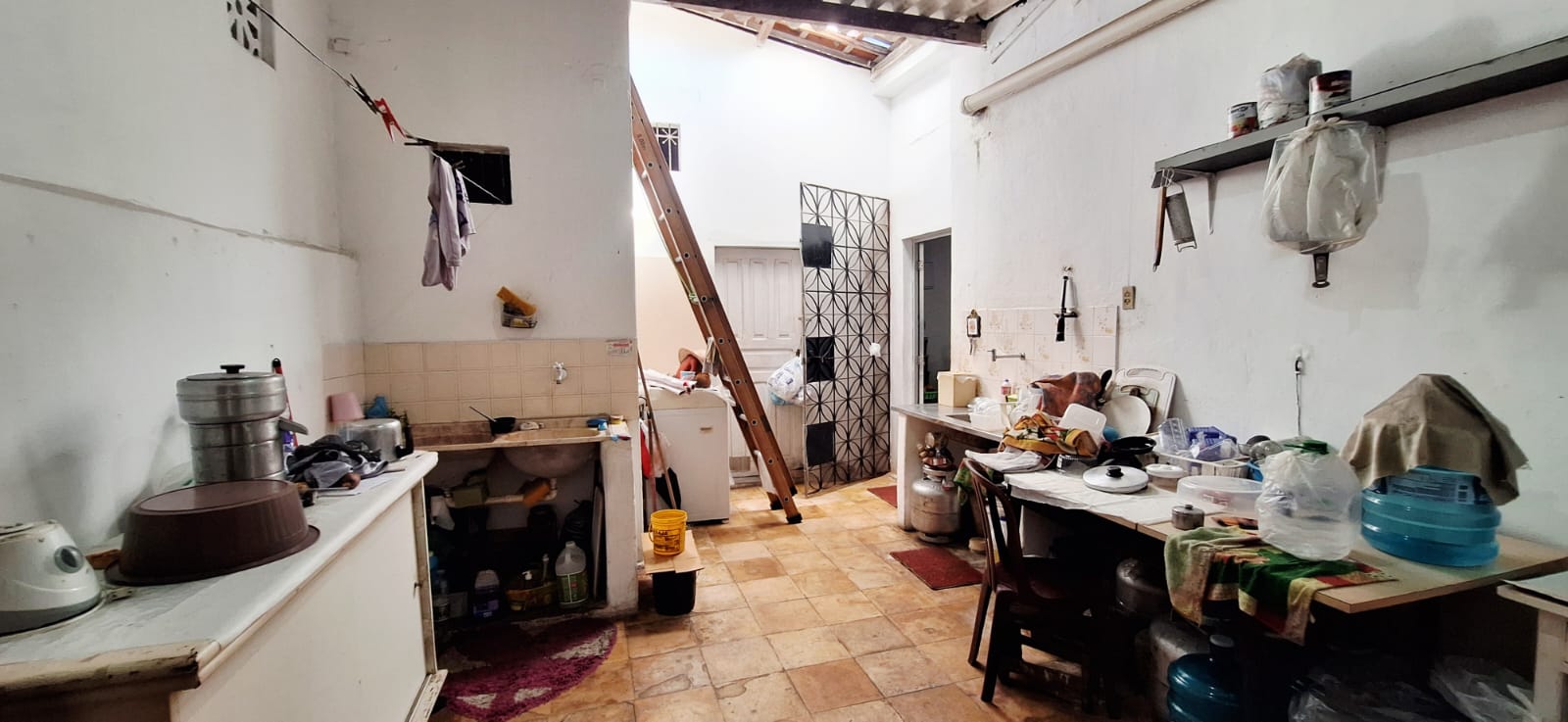 Imagem Casa com 3 Quartos à Venda, 320 m² em Varjota - Fortaleza Imagem Casa com 3 Quartos à Venda, 320 m² em Varjota - Fortaleza