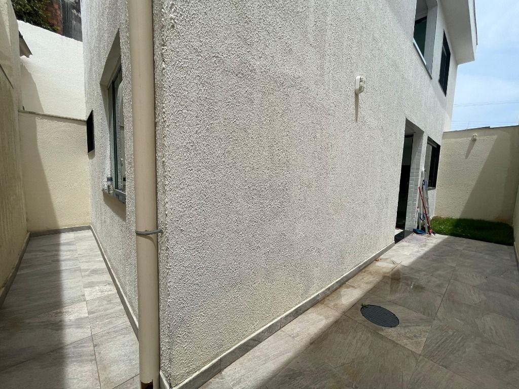 Imagem Casa com 2 Quartos à Venda, 94 m² em Santa Clara - Vespasiano Imagem Casa com 2 Quartos à Venda, 94 m² em Santa Clara - Vespasiano