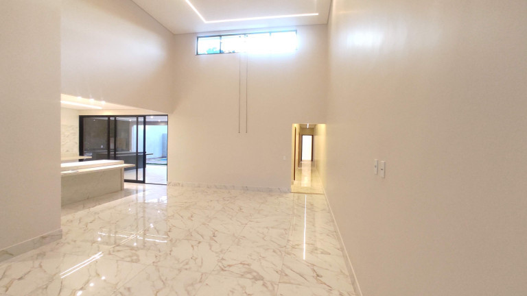 Imagem Casa de Condomínio com 4 Quartos à Venda,  em Setor Habitacional Vicente Pires - Brasília
