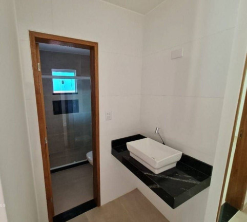 Imagem Casa com 3 Quartos à Venda, 144 m² em Jardim Atlântico Oeste (Itaipuaçu) - Maricá Imagem Casa com 3 Quartos à Venda, 144 m² em Jardim Atlântico Oeste (Itaipuaçu) - Maricá