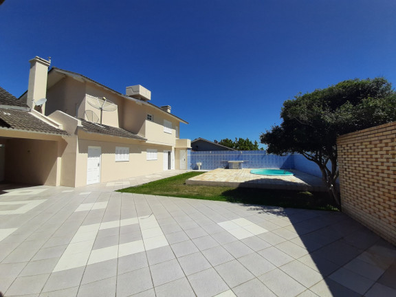 Imagem Casa com 6 Quartos à Venda, 308 m² em Capão Novo Village - Capão Da Canoa Imagem Casa com 6 Quartos à Venda, 308 m² em Capão Novo Village - Capão Da Canoa