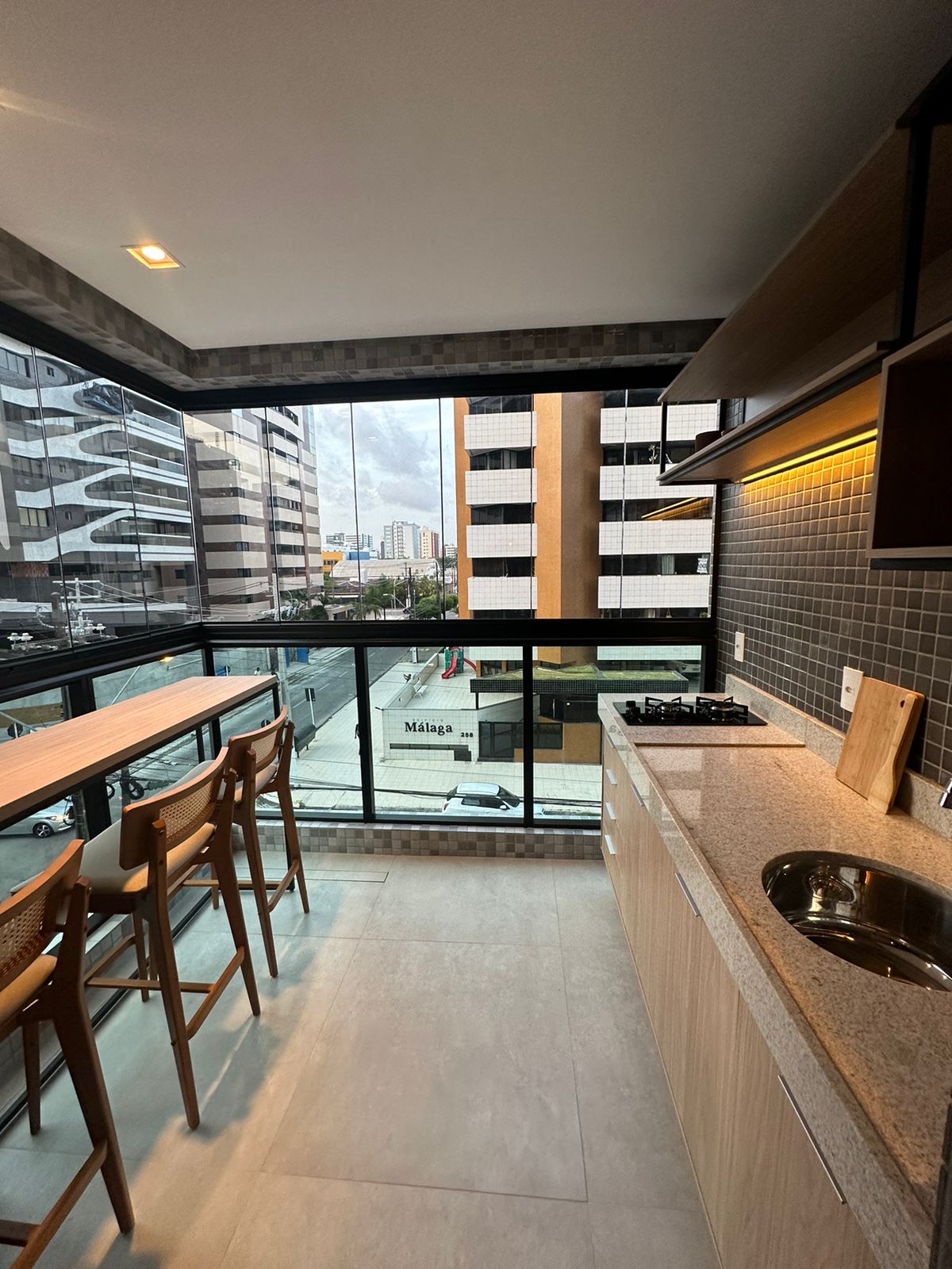 Imagem Apartamento com 3 Quartos à Venda, 89 m²em Jatiúca - Maceió