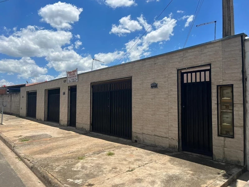 Casa com 8 Quartos à Venda, 300 m² em Parque Florianópolis - Jaguariúna