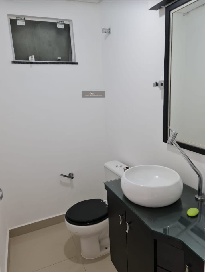 Imagem Casa de Condomínio com 3 Quartos à Venda, 129 m²em Boa Vista - Curitiba
