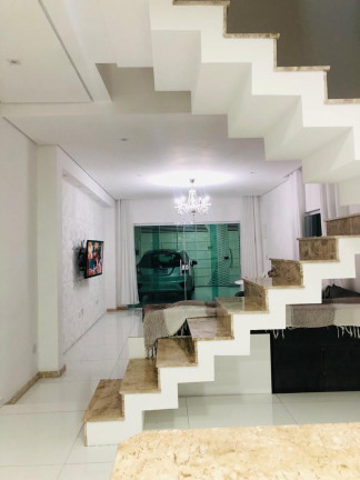 Imagem Casa com 3 Quartos à Venda, 130 m² em Jardim Maria de Lourdes - Guarulhos
