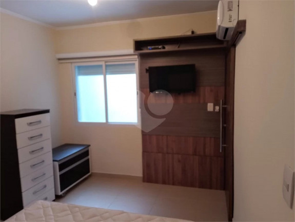 Apartamento com 2 Quartos à Venda, 69 m² em José Menino - Santos